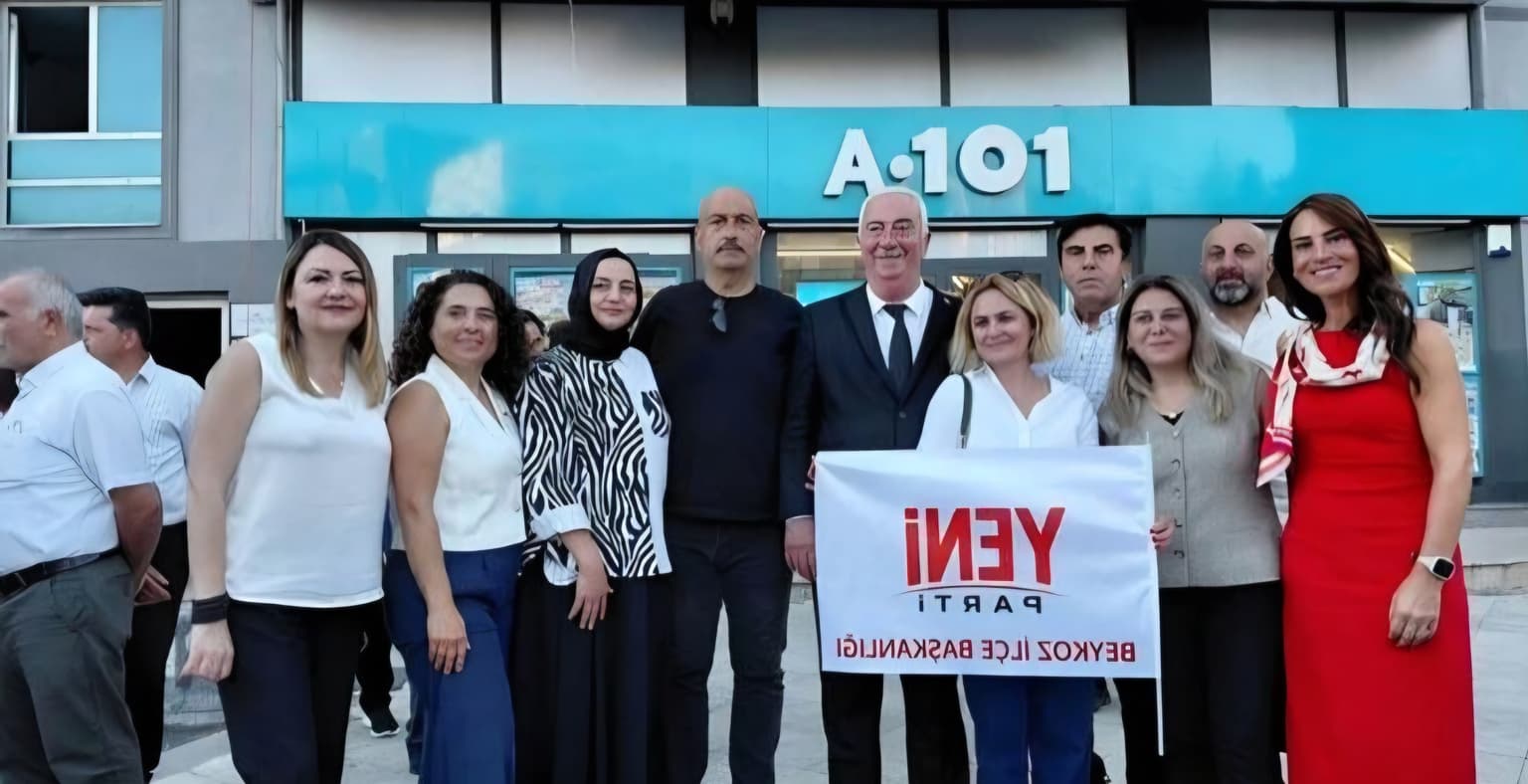 CHP tabelası kalktı: Yeni Parti eklendi